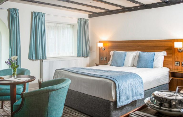 where to stay img